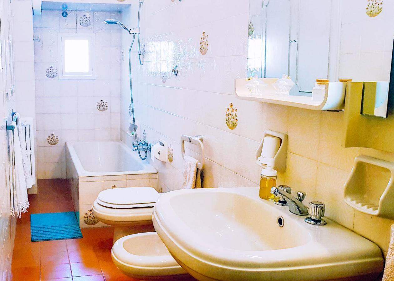 La Casa Dei Colori Apartment Джовинацо Екстериор снимка
